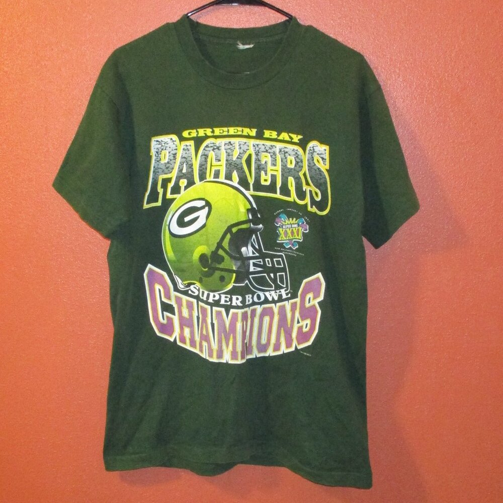 NFL Packers Shirt 1996 Woman Large Green Yellow Championship Football Shirt
